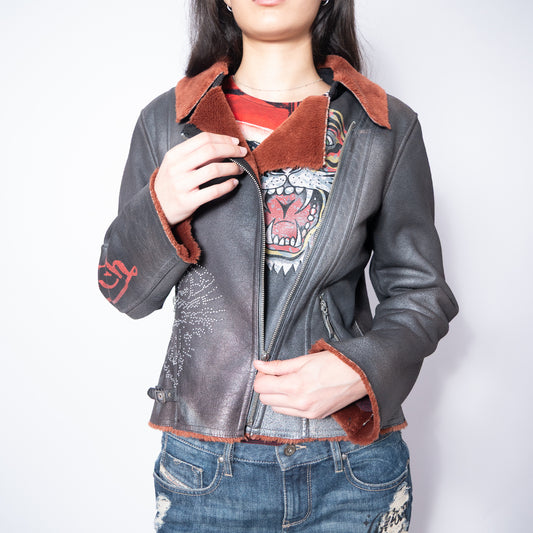 Von Dutch Tiger Biker Jacket – Faux Leather / Stud Detail - Größe XL